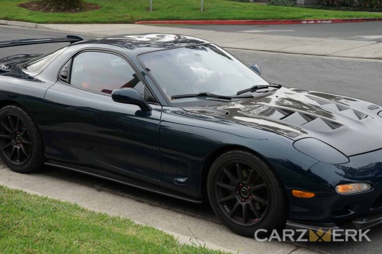 Mazda RX7-25