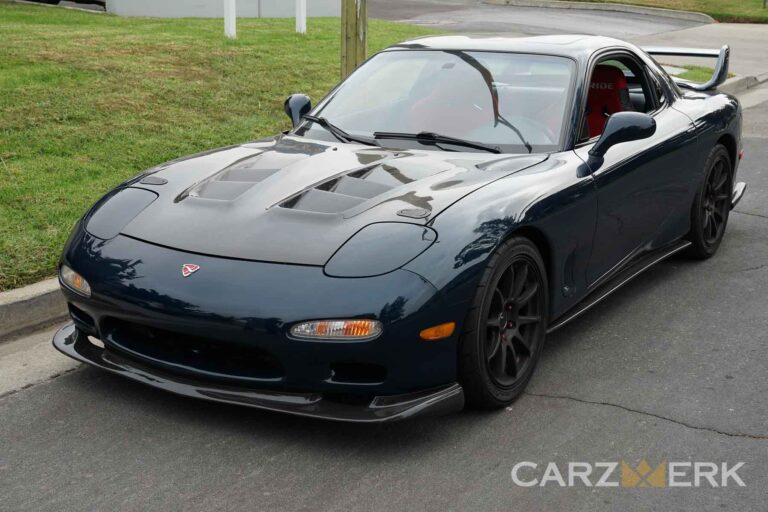 Mazda RX7-26