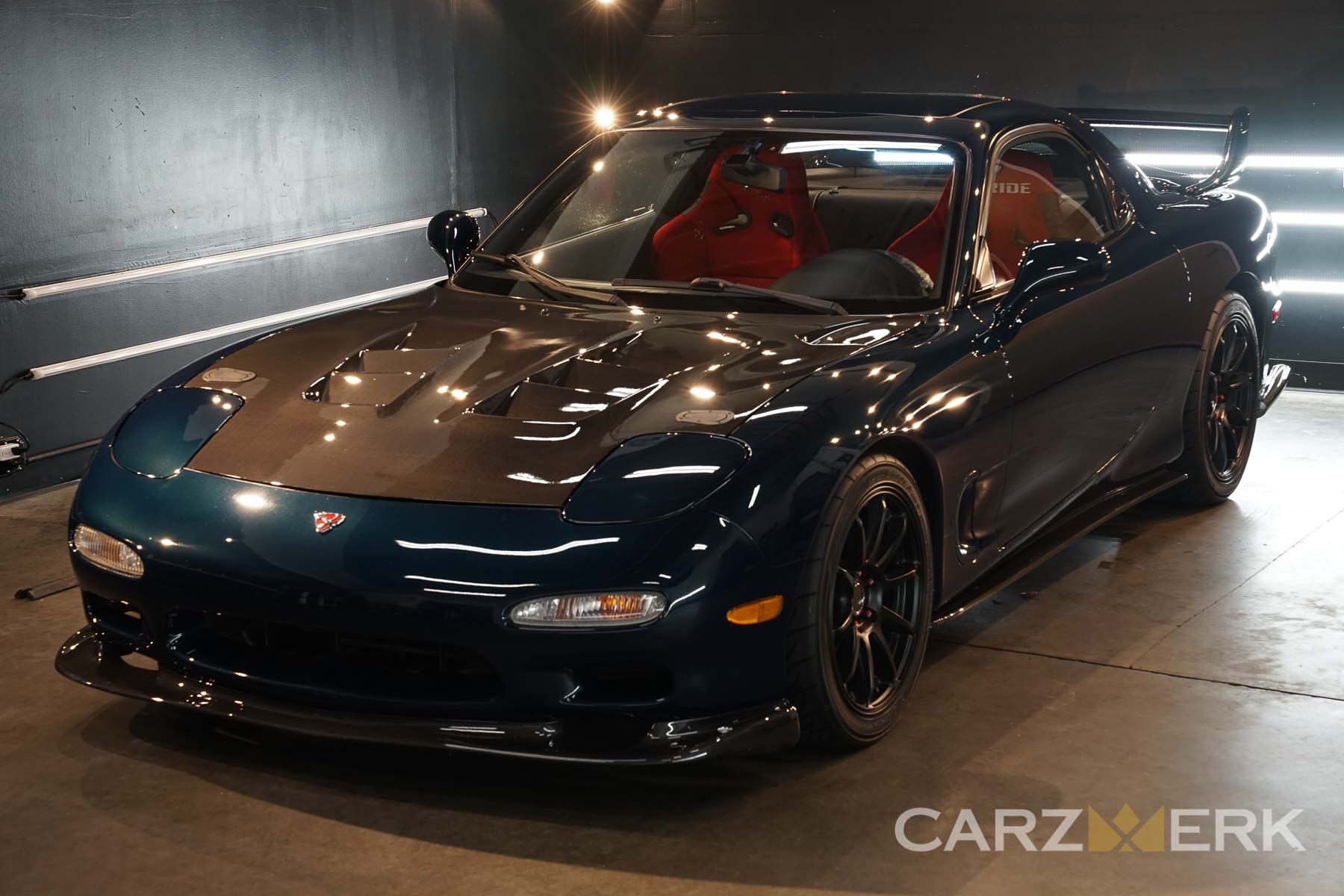 Mazda RX7-60